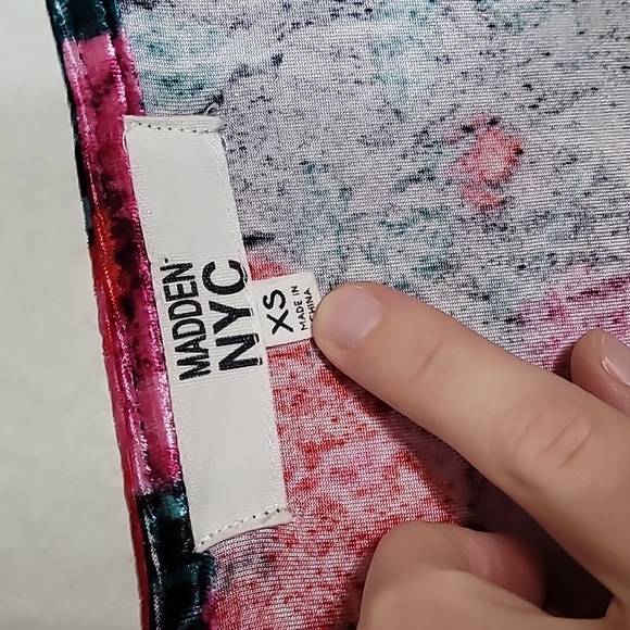 Madden Floral Velvet Crop Top Size XS Long Sleeve Rhinestone Sweetheart Coquette - Picture 5 of 12